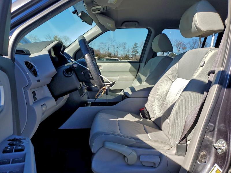 Photo 7 from auction – 2014 HONDA PILOT LX with VIN 5FNYF3H29EB022886