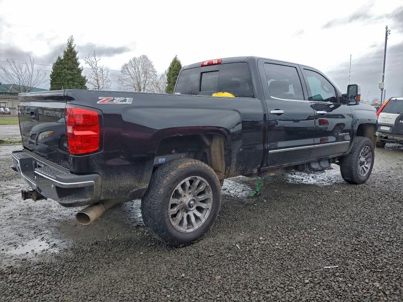 Photo 3 from auction – 2017 CHEVROLET SILVERADO with VIN 1GC1KWEY9HF110652