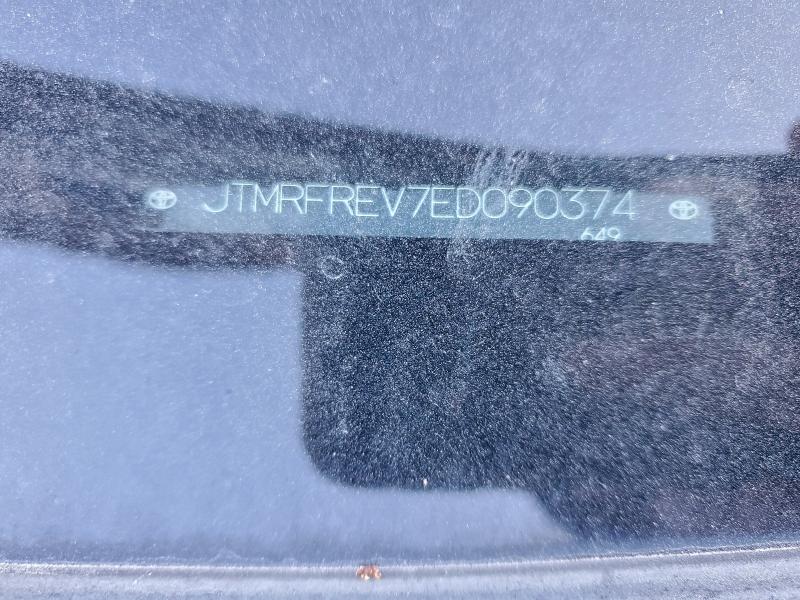 Photo 14 from auction – 2014 TOYOTA RAV4 XLE with VIN JTMRFREV7ED090374