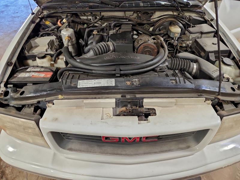 Photo 11 from auction – 1999 GMC SONOMA with VIN 1GTCS1449XK521209
