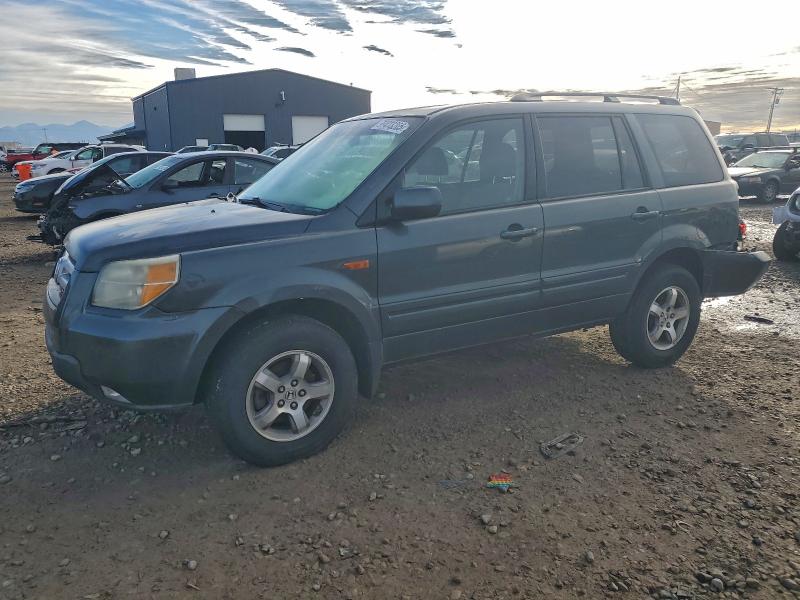 HONDA PILOT EX 2006 with VIN 2HKYF18436H500924 - Photo from auction