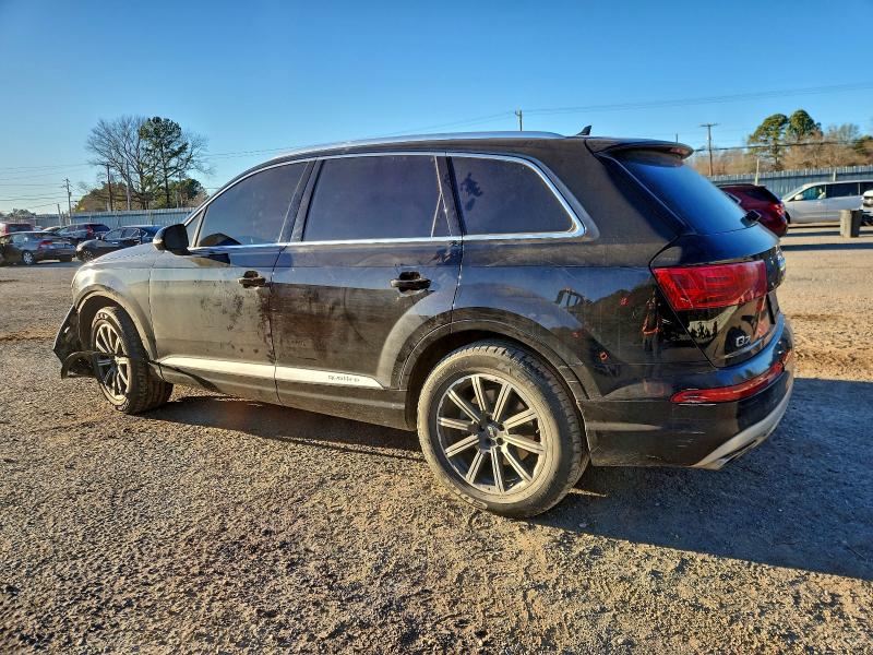Photo 2 from auction – 2017 AUDI Q7 PREMIUM with VIN WA1LAAF77HD014920