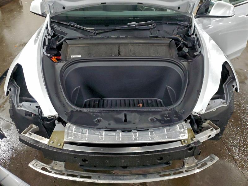Photo 11 from auction – 2023 TESLA MODEL Y with VIN 7SAYGDEE6PF806790