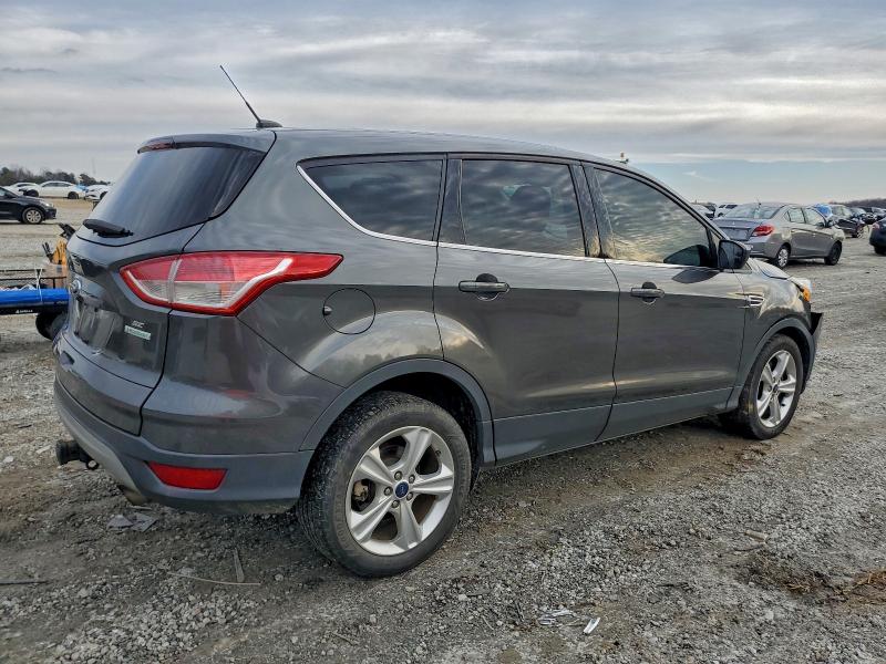 Photo 3 from auction – 2015 FORD ESCAPE with VIN 1FMCU0G98FUC00952