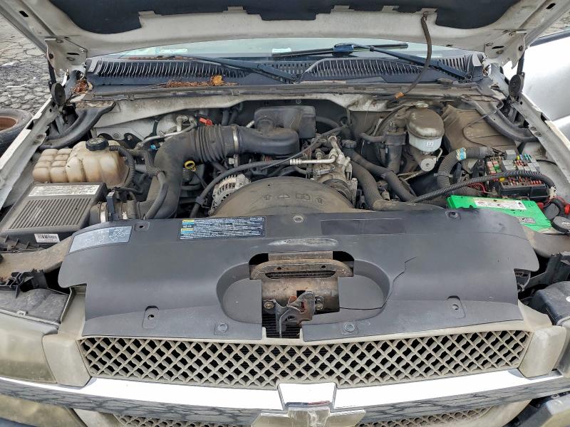 Photo 11 from auction – 2004 CHEVROLET SILVERADO with VIN 1GCEC14X54Z160192