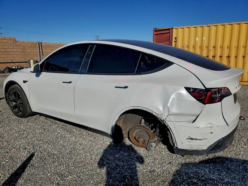 Фото 2 с аукциона – 2024 TESLA MODEL Y с VIN 7SAYGDEE4RA235817