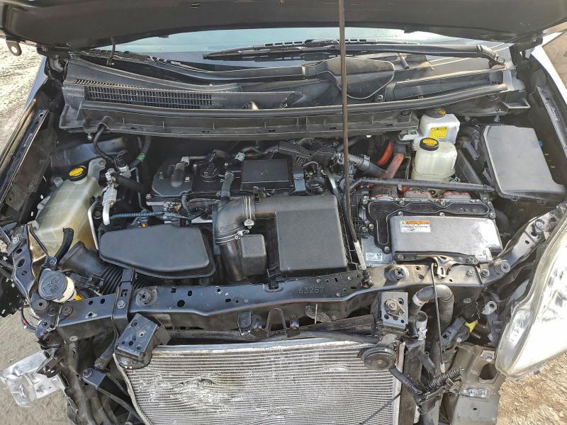 Photo 12 from auction – 2011 TOYOTA PRIUS with VIN JTDKN3DU3B1382692
