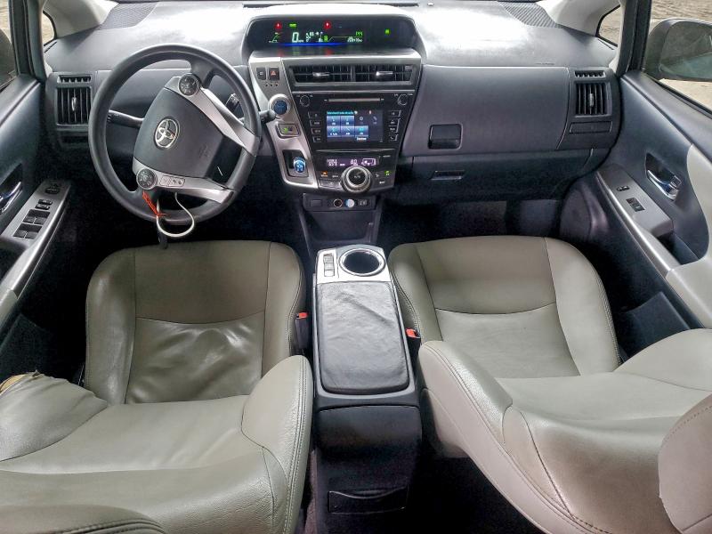Photo 8 from auction – 2016 TOYOTA PRIUS V with VIN JTDZN3EU1GJ050724