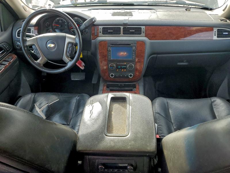 Photo 8 from auction – 2011 CHEVROLET AVALANCHE with VIN 3GNMCGE0XBG355273