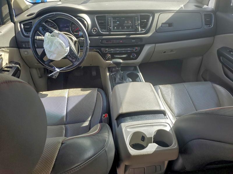 Photo 8 from auction – 2017 KIA SEDONA with VIN KNDMB5C16H6324463