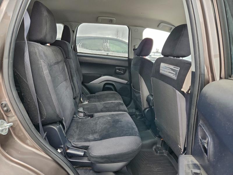Photo 11 from auction – 2012 MITSUBISHI OUTLANDER with VIN JA4JT3AX6CU603552