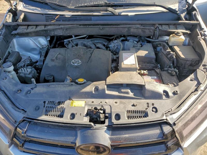 صورة رقم 12 من المزاد - 2017 TOYOTA HIGHLANDER مع VIN 5TDJZRFH3HS364899