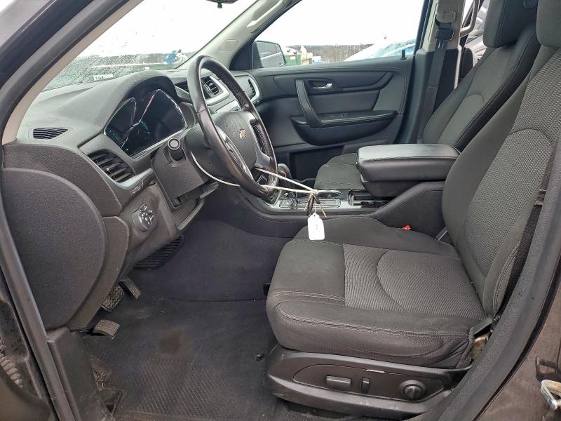 Photo 7 from auction – 2017 CHEVROLET TRAVERSE L with VIN 1GNKVGKD3HJ302995