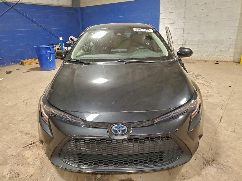 Photo 5 from auction – 2022 TOYOTA COROLLA LE with VIN JTDEAMDE3NJ061036