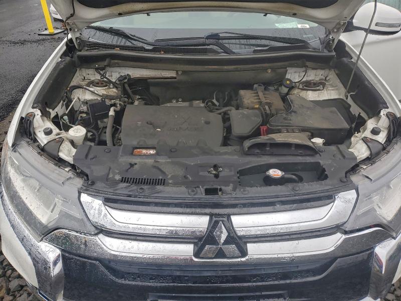 Photo 12 from auction – 2016 MITSUBISHI OUTLANDER with VIN JA4AD3A31GZ016307