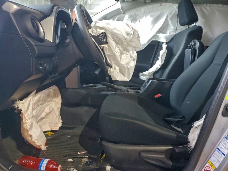 Photo 7 from auction – 2018 TOYOTA RAV4 LE with VIN 2T3BFREV6JW726524