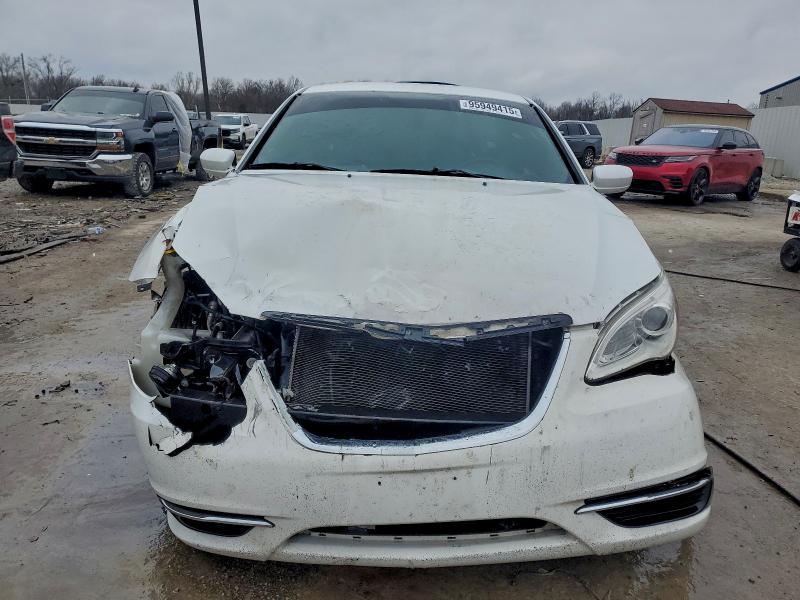 Photo 5 from auction – 2013 CHRYSLER 200 with VIN 1C3CCBBB7DN764052