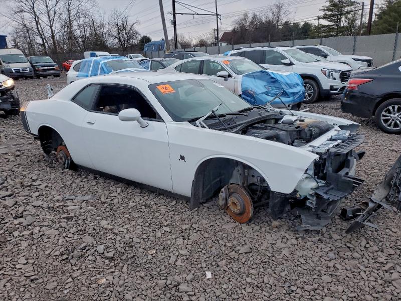 Photo 4 from auction – 2016 DODGE CHALLENGER with VIN 2C3CDZFJ8GH245824