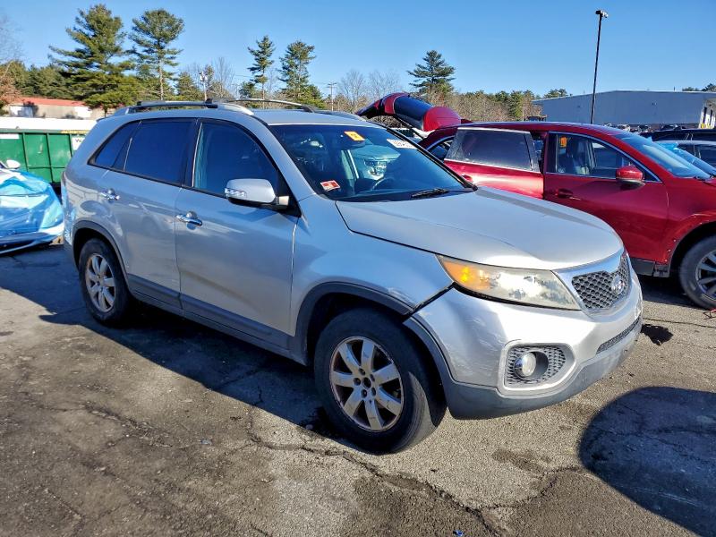Photo 4 from auction – 2012 KIA SORENTO BA with VIN 5XYKT3A61CG226471