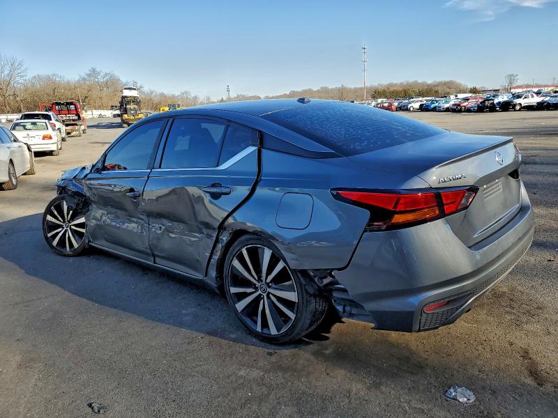 Photo 2 from auction – 2019 NISSAN ALTIMA SR with VIN 1N4BL4CV2KC257649