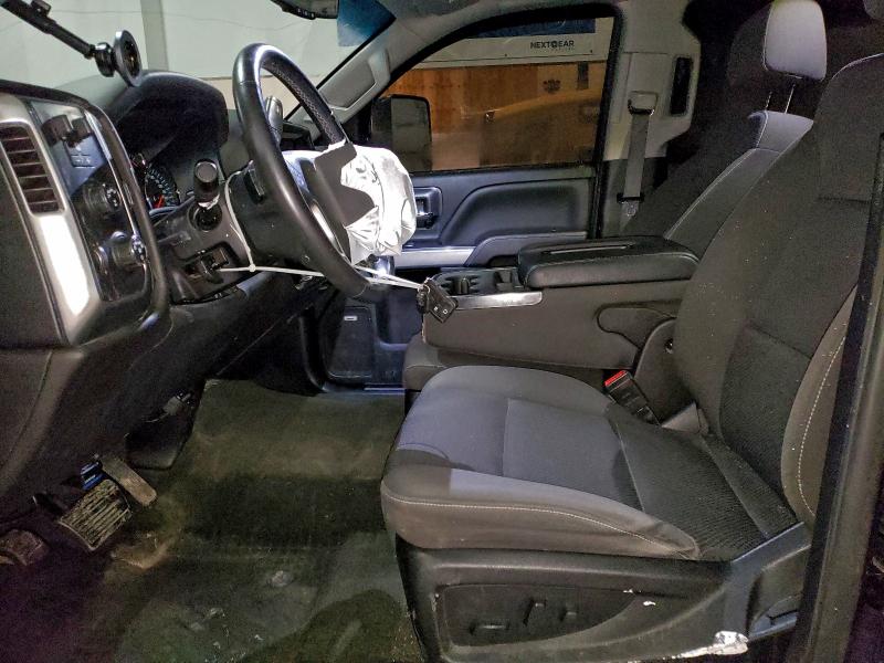 Photo 7 from auction – 2018 CHEVROLET SILVERADO with VIN 1GCUKREC1JF120861