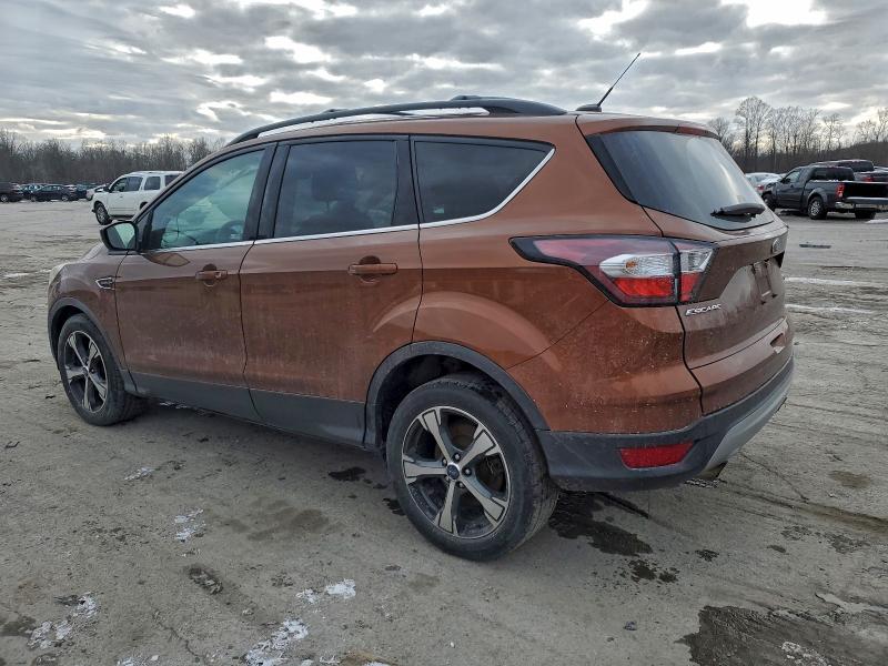 Photo 2 from auction – 2017 FORD ESCAPE SE with VIN 1FMCU0GD2HUA13164