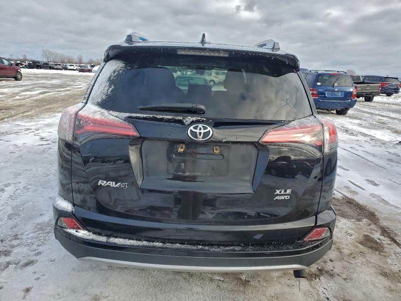 Photo 6 from auction – 2018 TOYOTA RAV4 ADVEN with VIN 2T3RFREV3JW736877