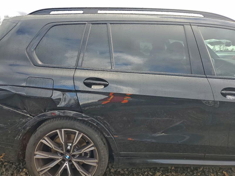Photo 11 from auction – 2022 BMW X7 XDRIVE4 with VIN 5UXCW2C01N9M30821