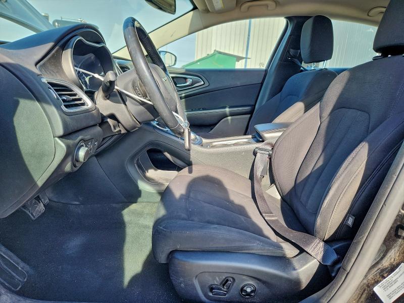 Photo 7 from auction – 2015 CHRYSLER 200 with VIN 1C3CCCAB0FN653465