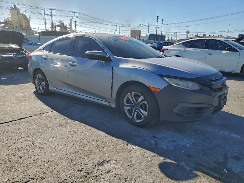 Photo 4 from auction – 2017 HONDA CIVIC LX with VIN 2HGFC2F52HH508317