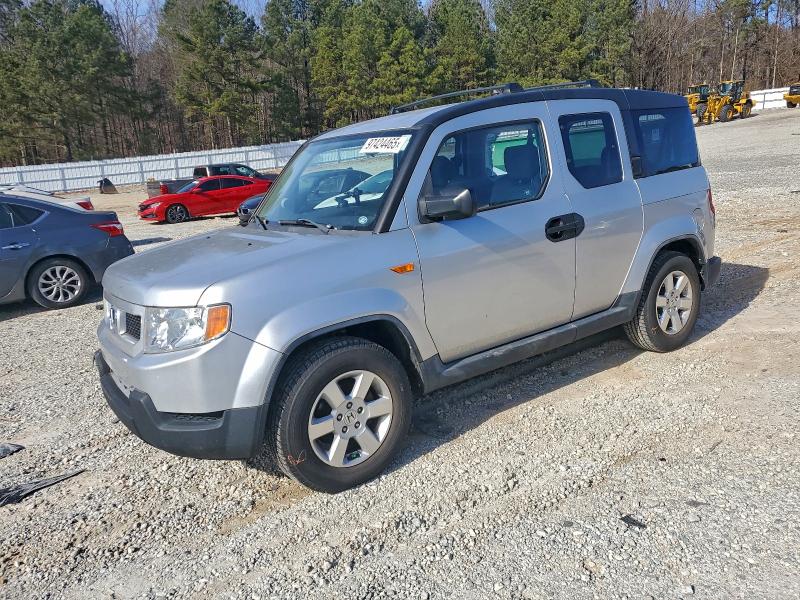 HONDA ELEMENT EX 2011 with VIN 5J6YH1H78BL000598 - Photo from auction