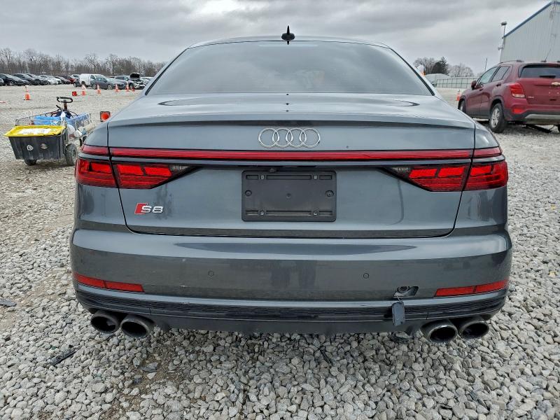 Photo 6 from auction – 2020 AUDI S8 with VIN WAU8SAF80LN015215