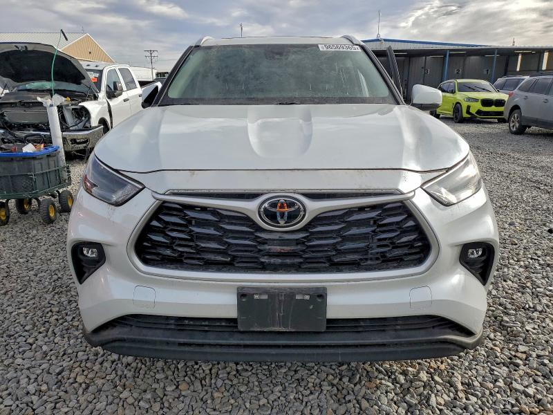 Photo 5 from auction – 2023 TOYOTA HIGHLANDER with VIN 5TDKDRBH3PS023526