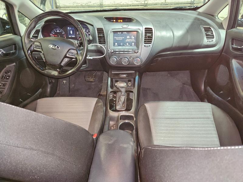 Photo 8 from auction – 2018 KIA FORTE LX with VIN 3KPFL4A79JE274763