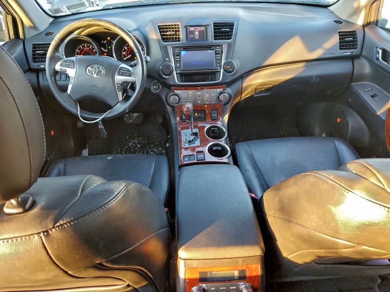 Photo 8 from auction – 2013 TOYOTA HIGHLANDER with VIN 5TDDK3EH9DS209008