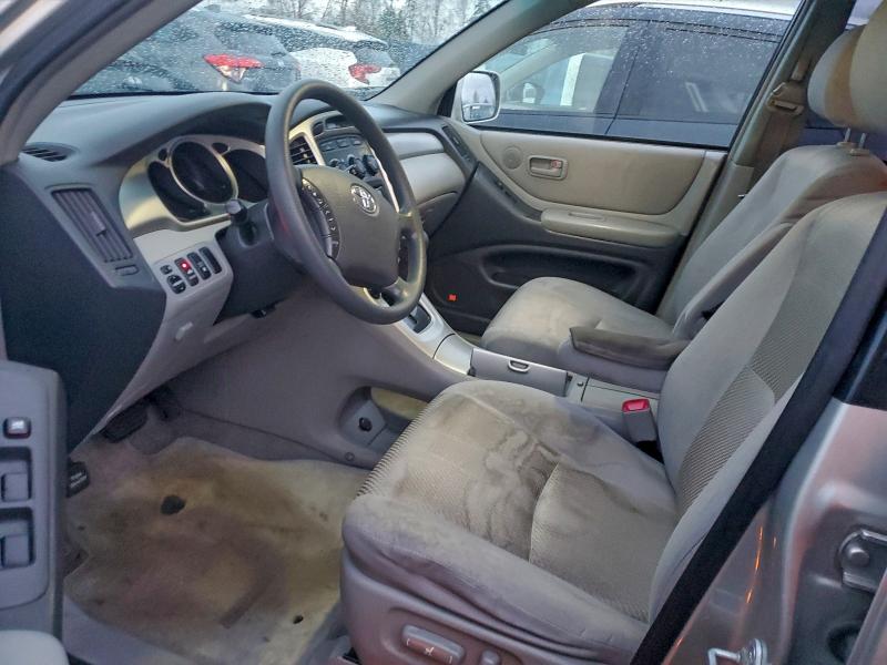 Photo 7 from auction – 2007 TOYOTA HIGHLANDER with VIN JTEEW21A270044448