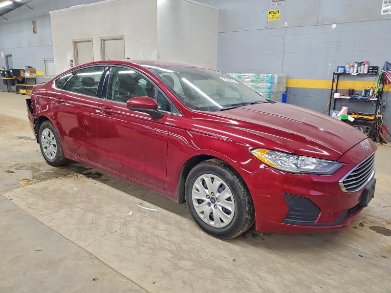 Photo 4 from auction – 2019 FORD FUSION S with VIN 3FA6P0G74KR267594