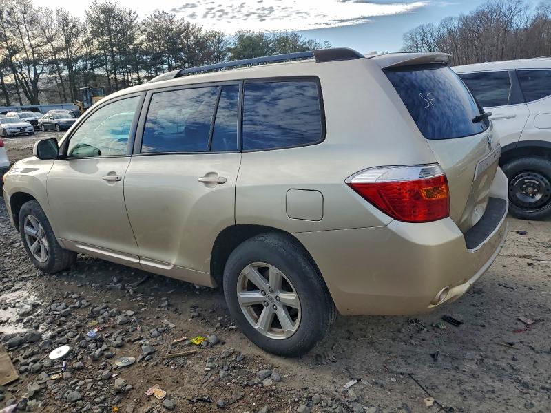 Photo 2 from auction – 2010 TOYOTA HIGHLANDER with VIN 5TDBK3EH1AS003801