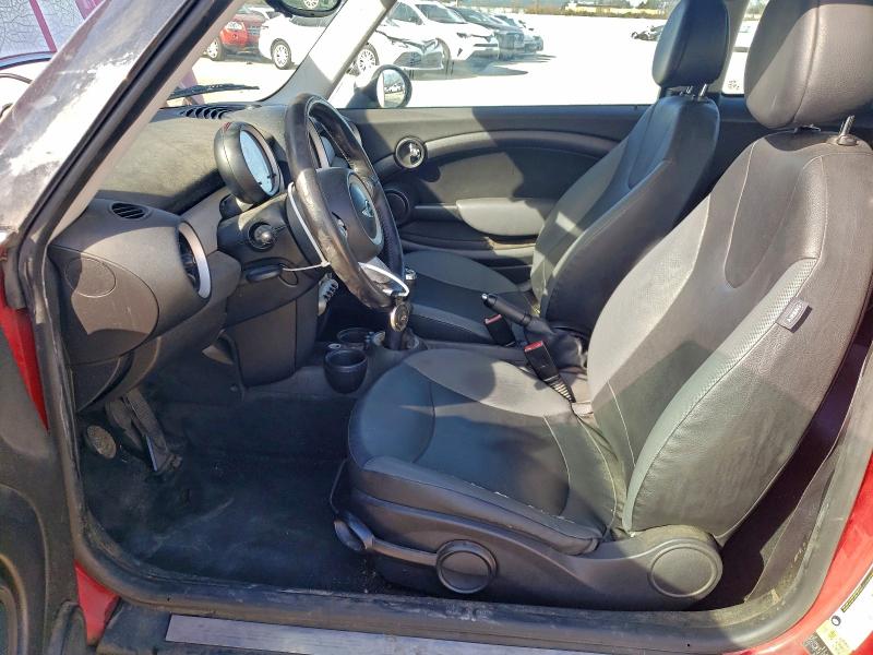 Photo 7 from auction – 2010 MINI COOPER with VIN WMWMF3C50ATZ26579