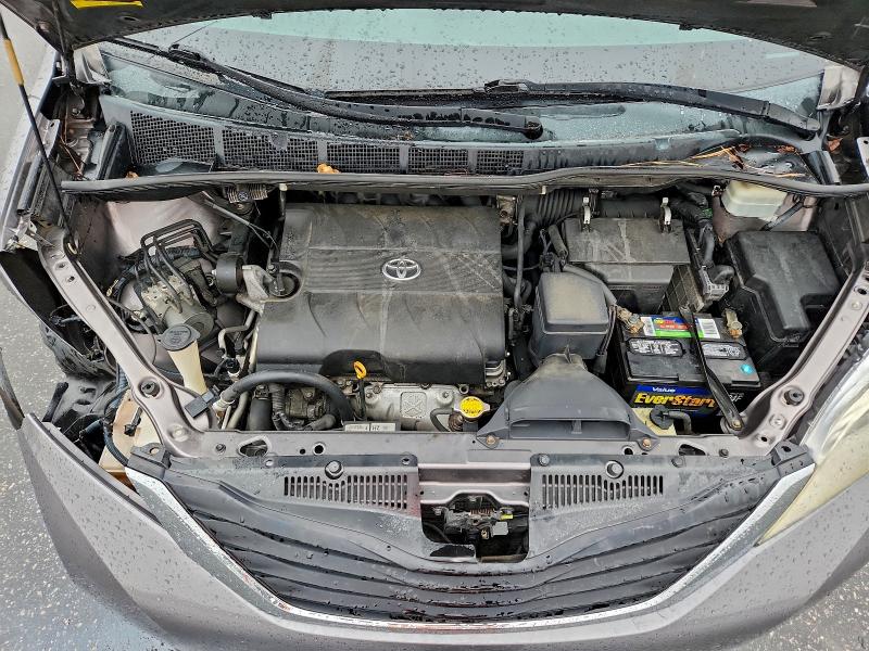 Photo 12 from auction – 2011 TOYOTA SIENNA LE with VIN 5TDKK3DC5BS047338