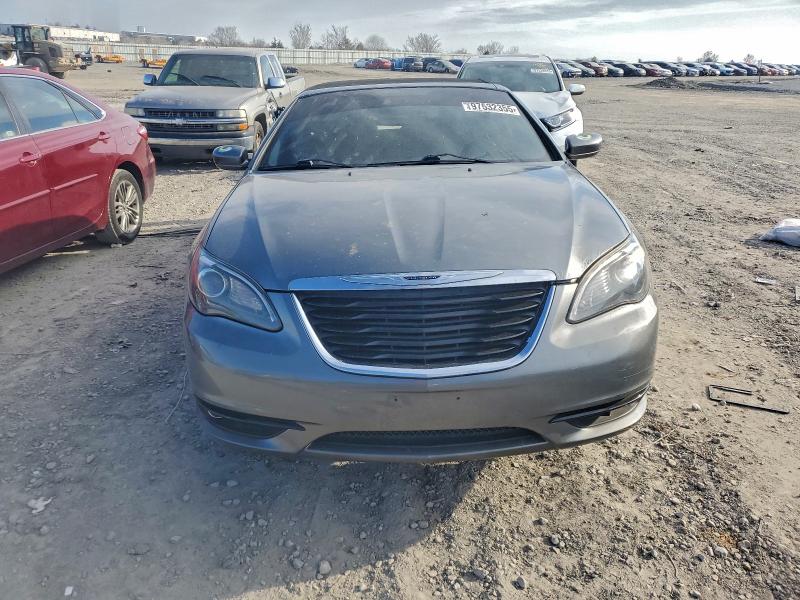 Photo 5 from auction – 2011 CHRYSLER 200 with VIN 1C3BC8EG3BN624521