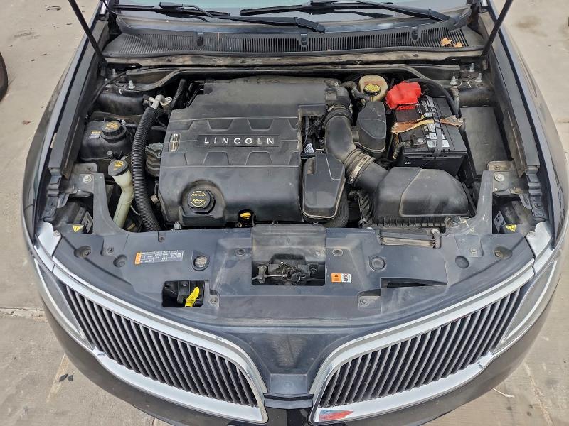 Photo 11 from auction – 2016 LINCOLN MKS with VIN 1LNHL9DKXGG603352