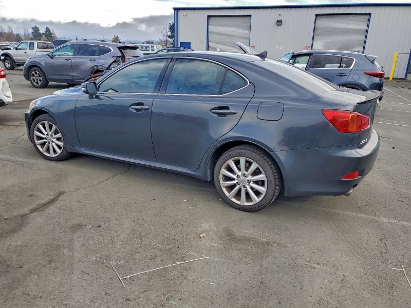 Photo 2 from auction – 2010 LEXUS IS 250 with VIN JTHCF5C21A5042637