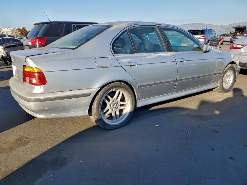 Photo 3 from auction – 1997 BMW 528 I AUTO with VIN WBADD6321VBW10407