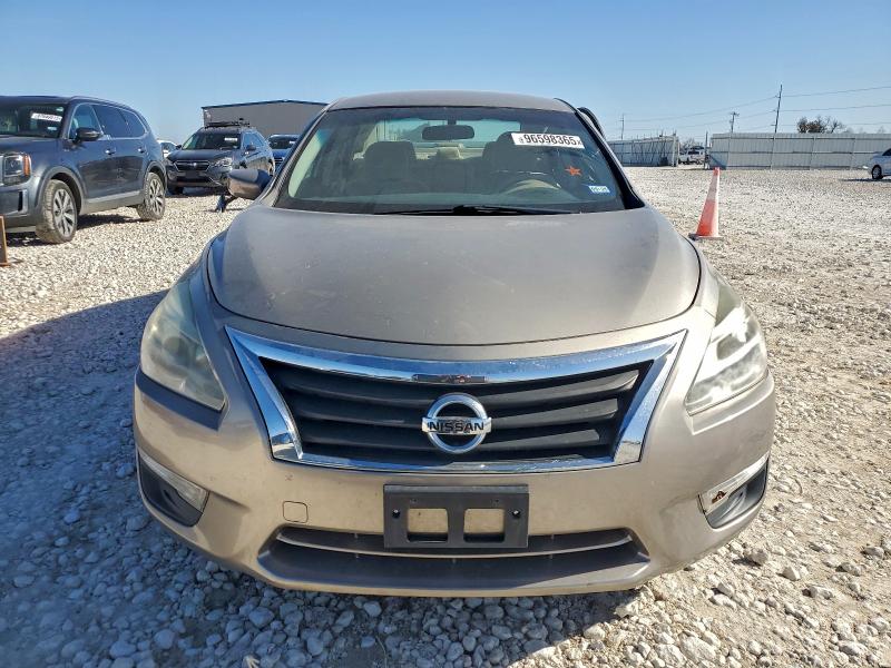 Photo 5 from auction – 2015 NISSAN ALTIMA 2.5 with VIN 1N4AL3AP1FN376913