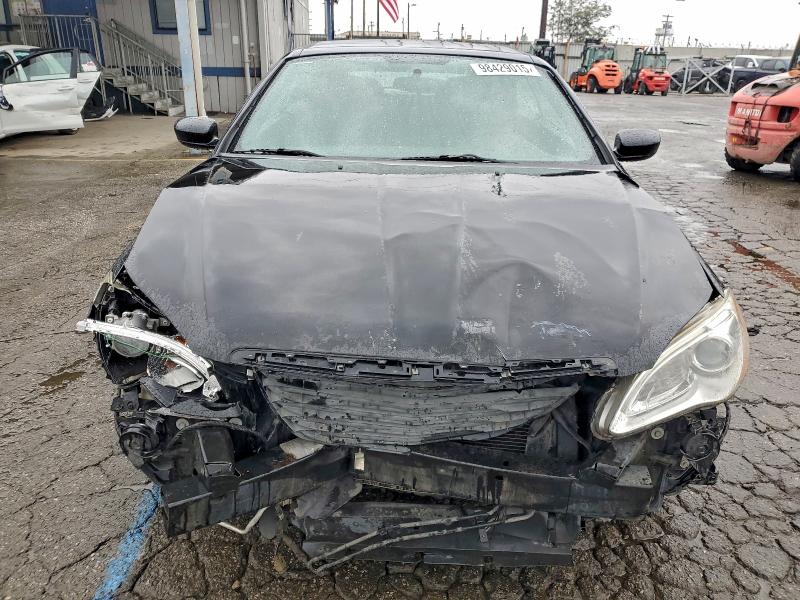 Photo 5 from auction – 2012 CHRYSLER 200 TOURIN with VIN 1C3BCBEB4CN229587