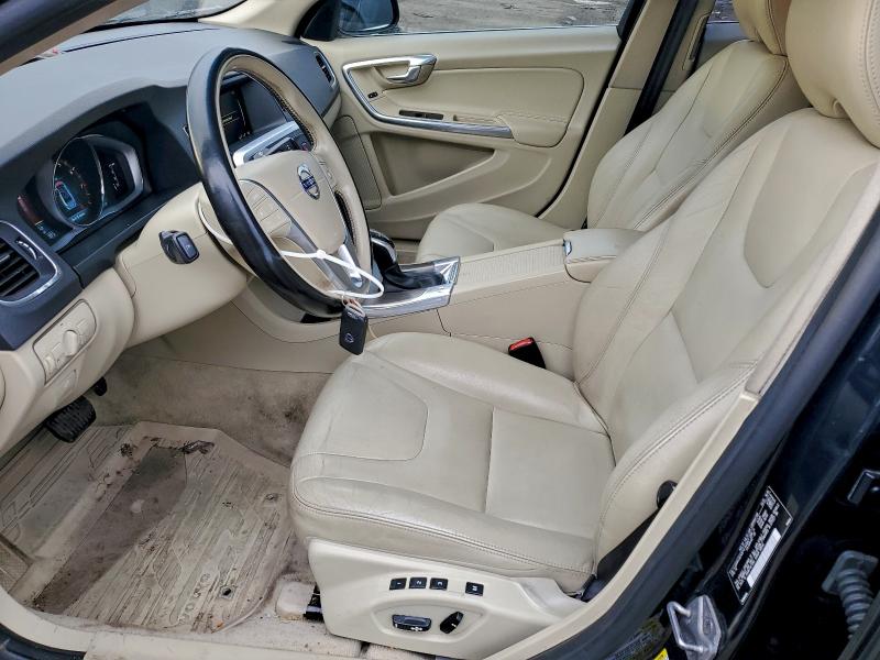 Photo 7 from auction – 2016 VOLVO S60 PREMIE with VIN YV126MFK3G2402742
