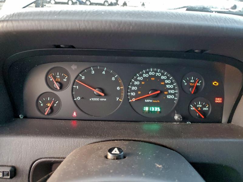 Photo 9 from auction – 2000 JEEP GRAND CHEROKEE with VIN 1J4GW58N4YC367028
