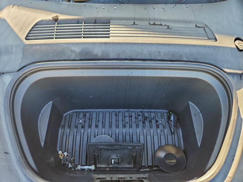 Photo 11 from auction – 2020 TESLA MODEL Y with VIN 5YJYGDEE1LF014506