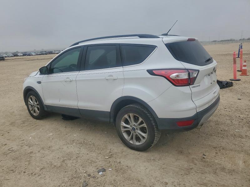 Photo 2 from auction – 2018 FORD ESCAPE SE with VIN 1FMCU0GD9JUC44956